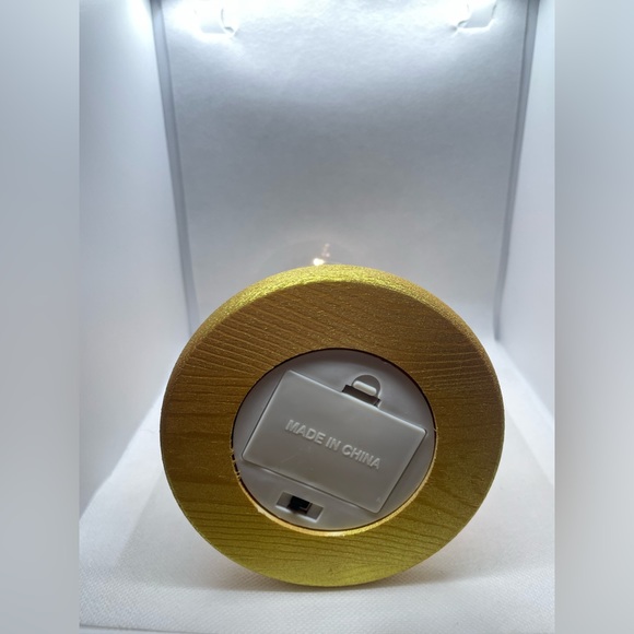 Christmas Tree Globe Lighted Battery Operated 8 Inch Holiday Santa Snowballs - Picture 14 of 17